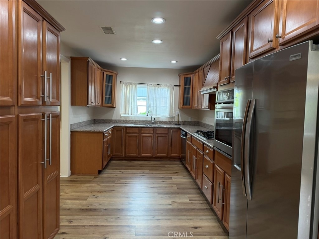 3082 Thurin Avenue - Photo 10