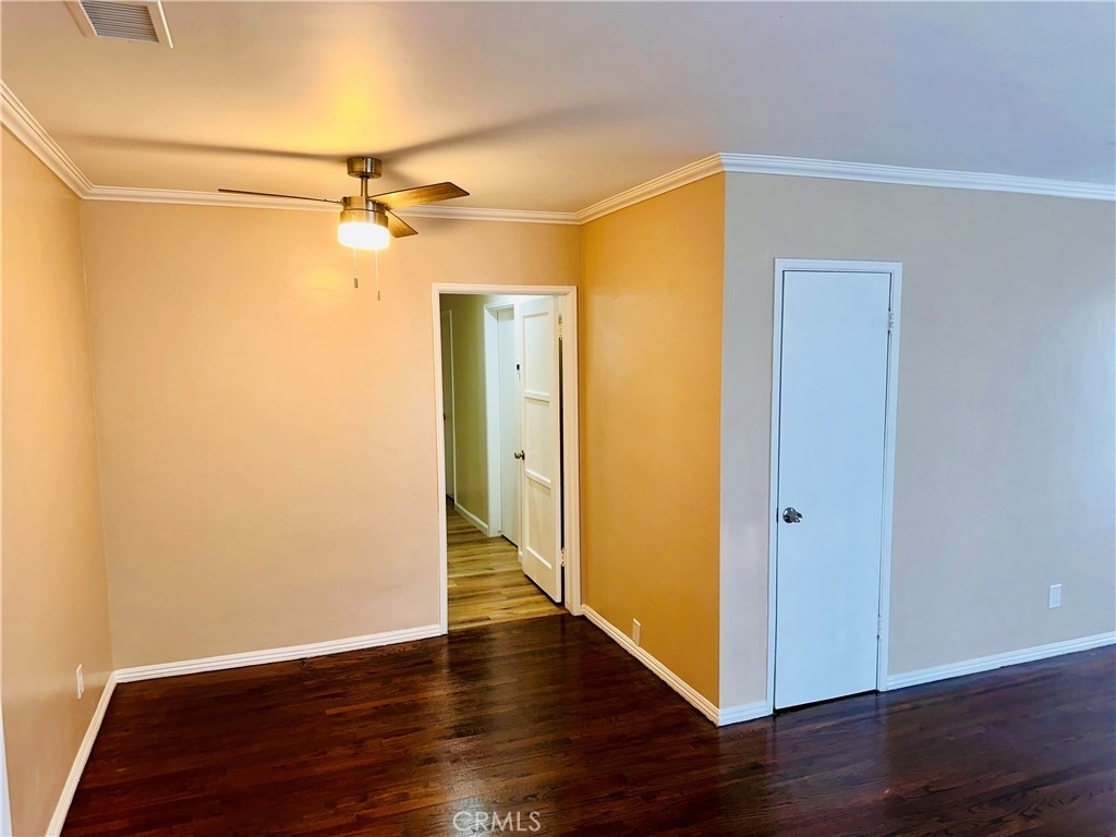 3082 Thurin Avenue - Photo 6