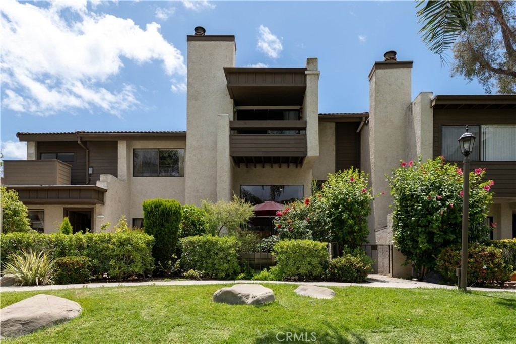 21500 Califa - Photo 25
