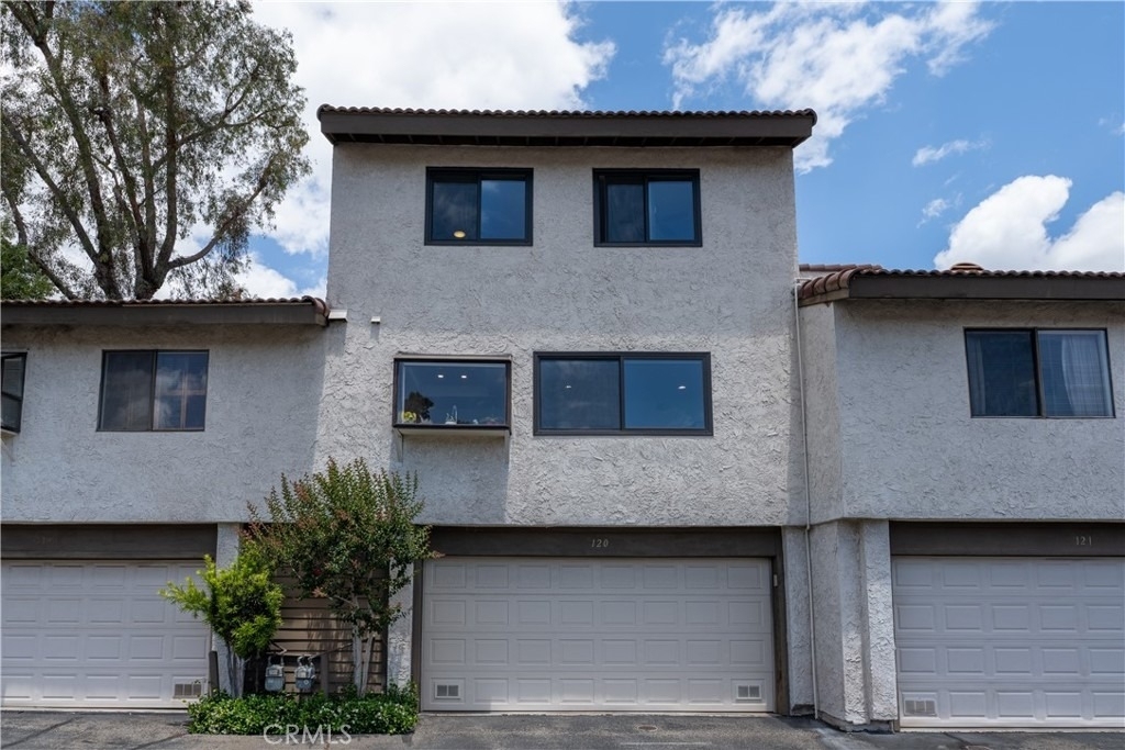 21500 Califa - Photo 26