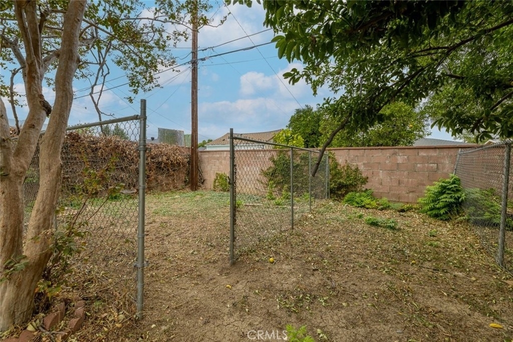 18919 Hart Street - Photo 22