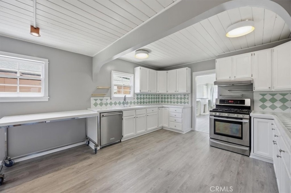 744 Flower Avenue - Photo 27
