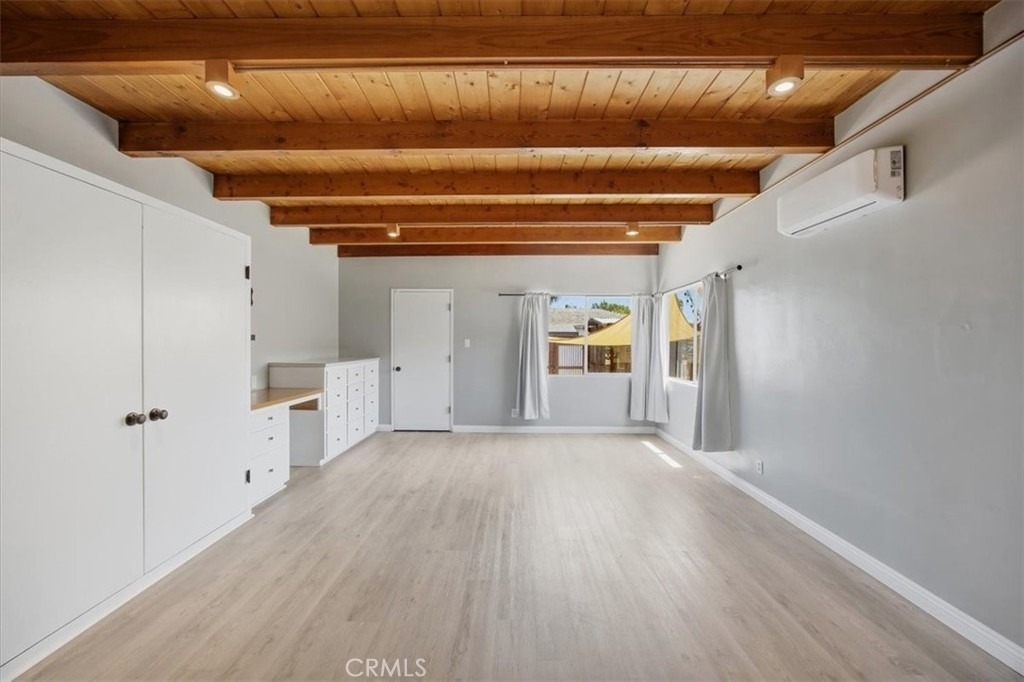 744 Flower Avenue - Photo 38