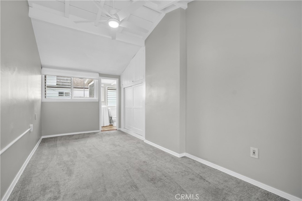 320 Sapphire - Photo 18