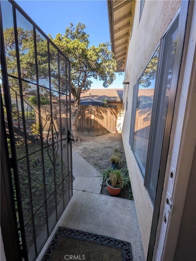 17031 Pinehurst Lane - Photo 15