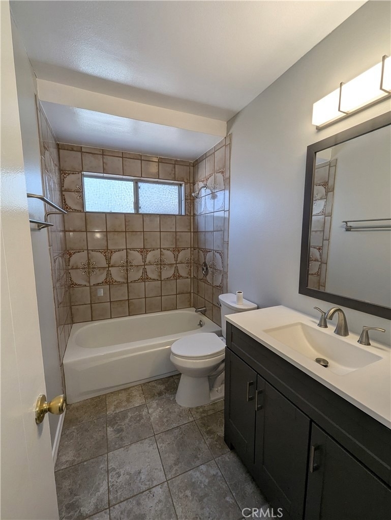 17031 Pinehurst Lane - Photo 8
