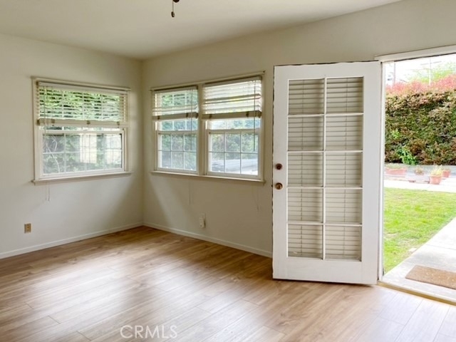 4457 Oakwood - Photo 4