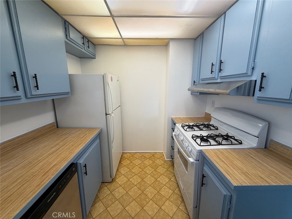 7802 Speer Avenue - Photo 2