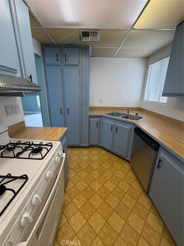 7802 Speer Avenue - Photo 3