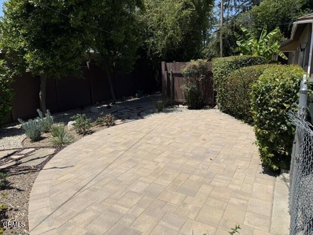 1523 N Grand Oaks Avenue - Photo 19