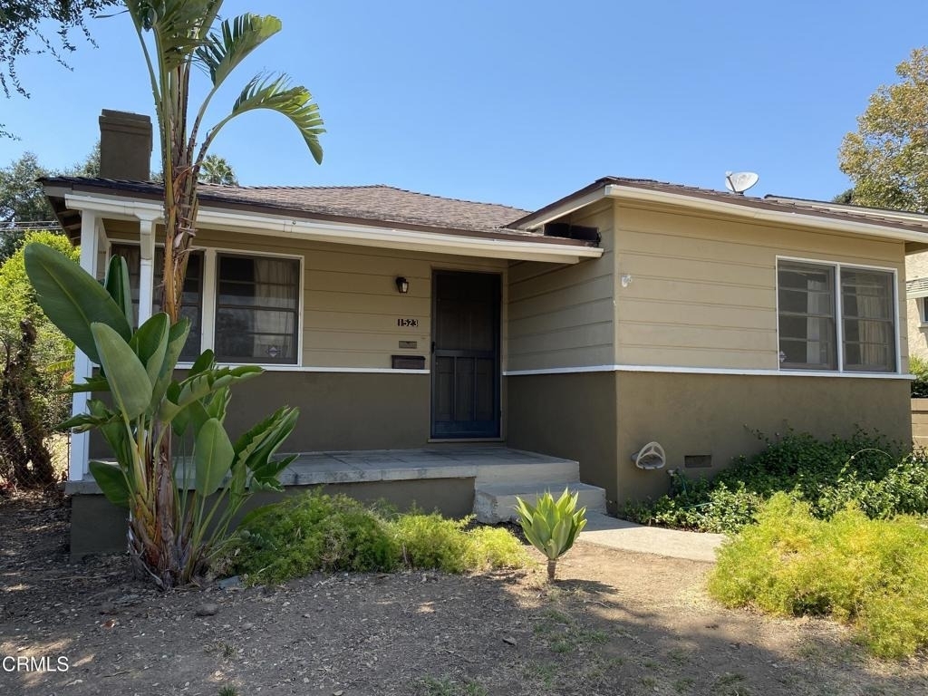 1523 N Grand Oaks Avenue - Photo 2