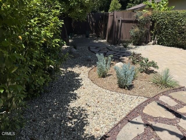 1523 N Grand Oaks Avenue - Photo 20