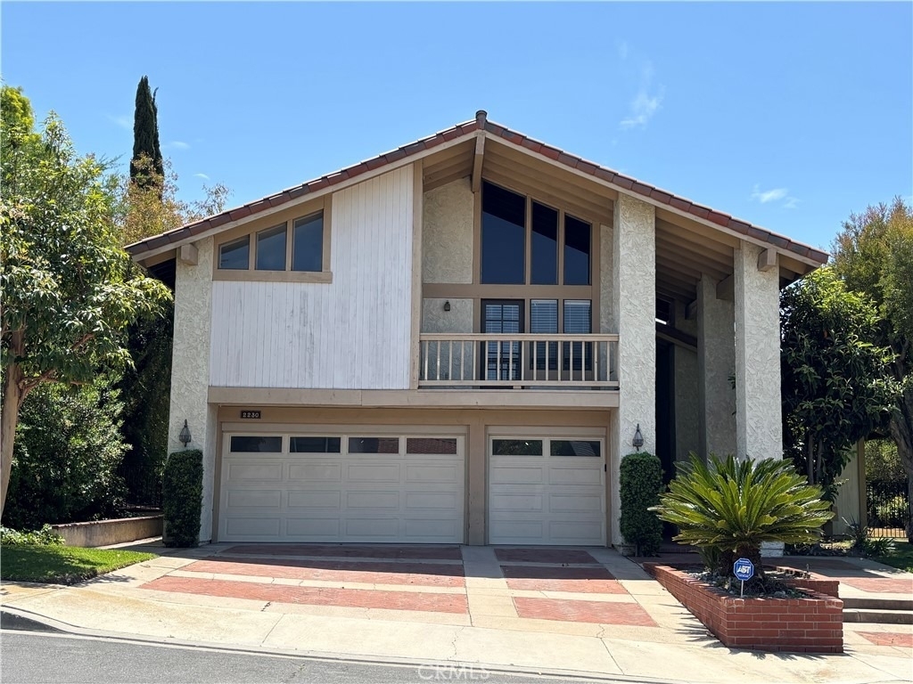2230 E Vista Mesa - Photo 0