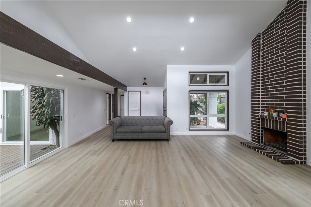 5016 Paseo De Vega - Photo 10