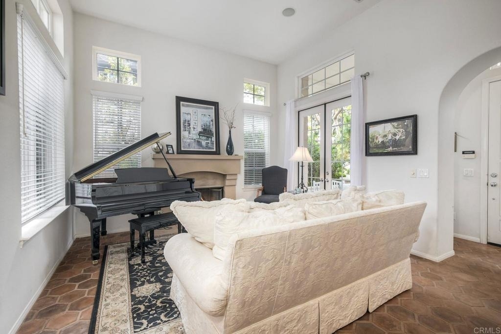 688 Cypress Hills Drive - Photo 2