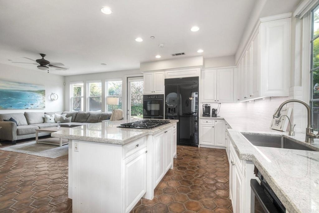688 Cypress Hills Drive - Photo 9