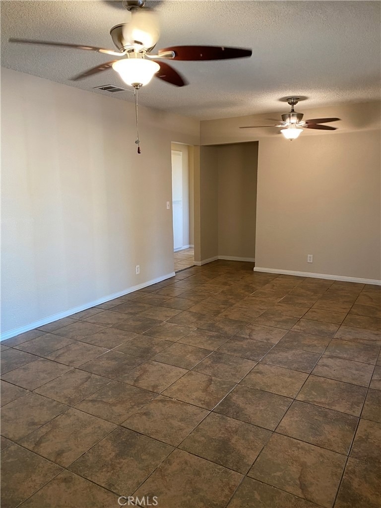 18746 Rock Springs Road - Photo 15