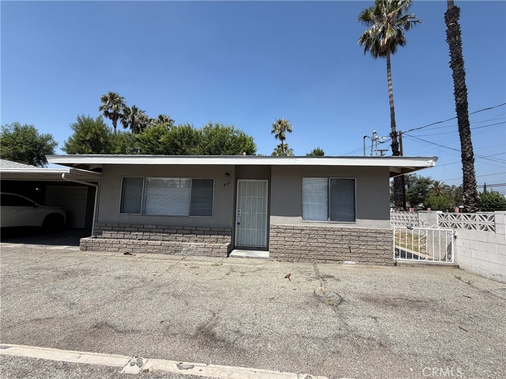 313 W 44th - Photo 0