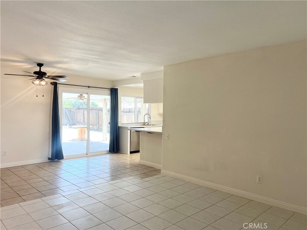 1084 E Evans Street - Photo 8