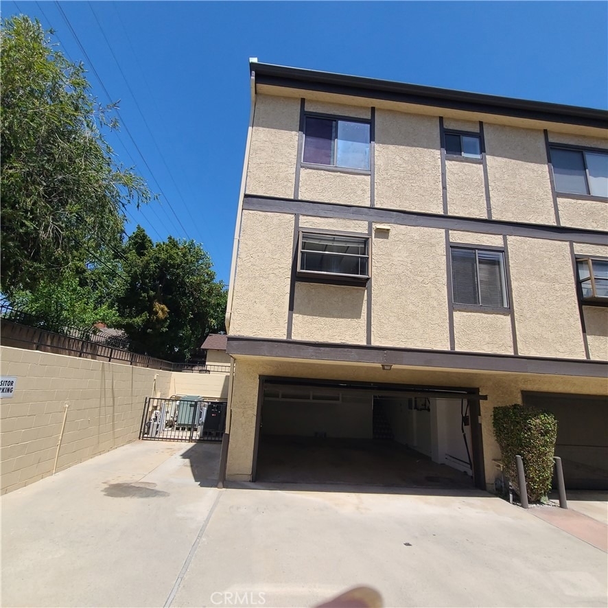 881 W Huntington Dr. - Photo 20