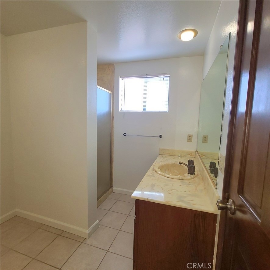 881 W Huntington Dr. - Photo 13