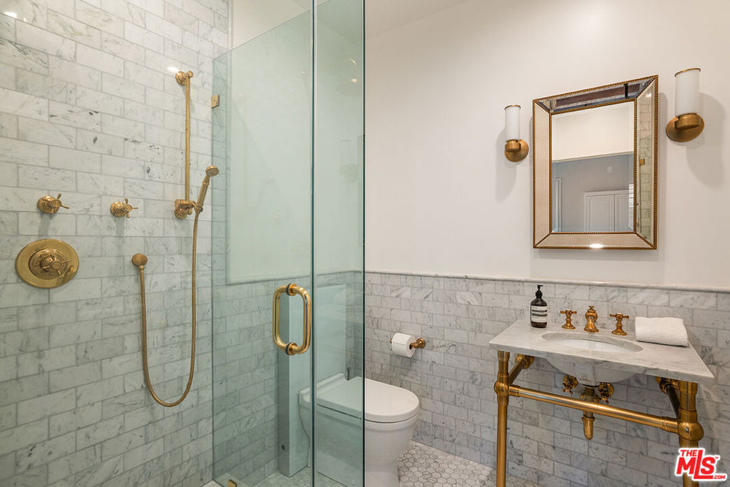 1460 N Doheny Drive - Photo 25