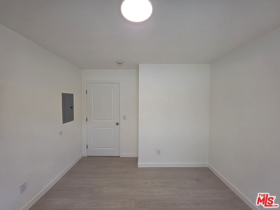 912 N Ridgewood Place - Photo 36