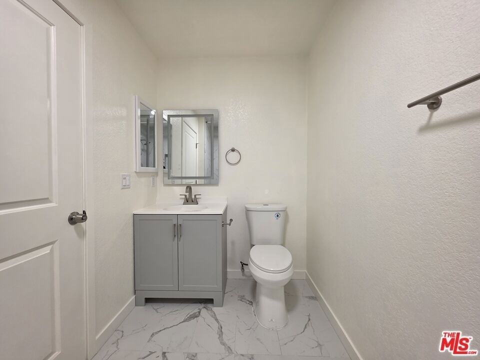 912 N Ridgewood Place - Photo 21
