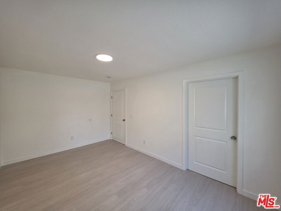 912 N Ridgewood Place - Photo 15