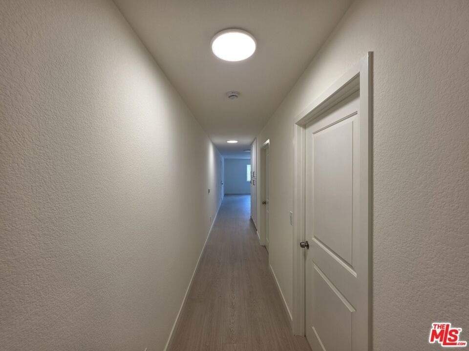 912 N Ridgewood Place - Photo 6