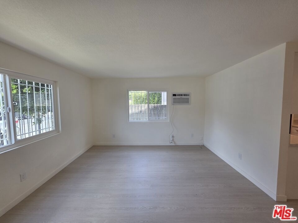 912 N Ridgewood Place - Photo 25