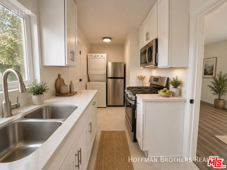 2630 Arvia St - Photo 3