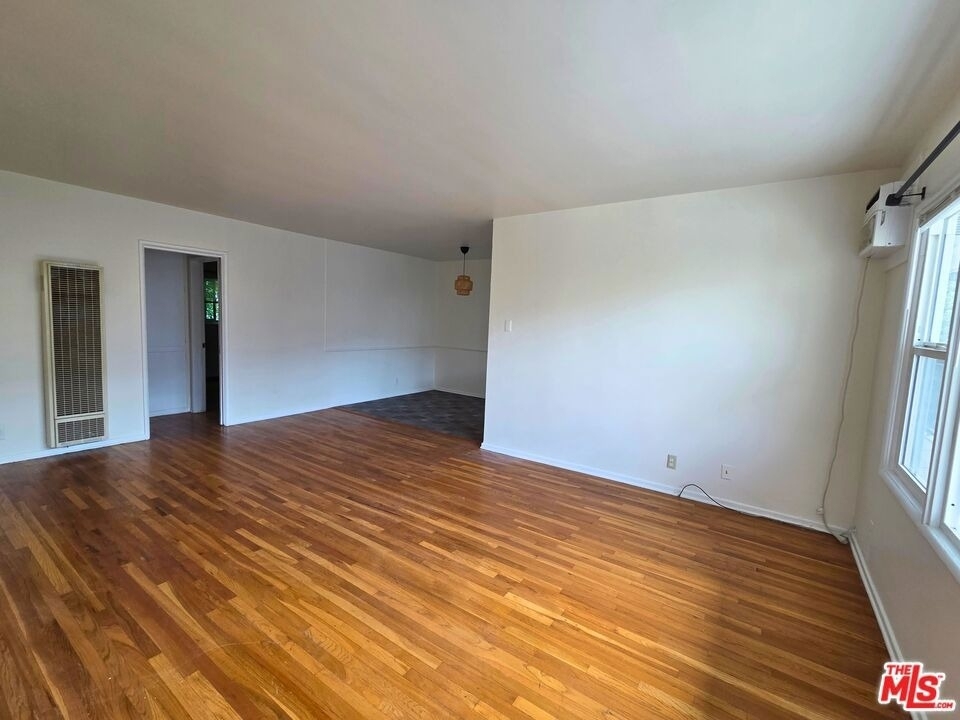 7621 Hampton Avenue - Photo 0