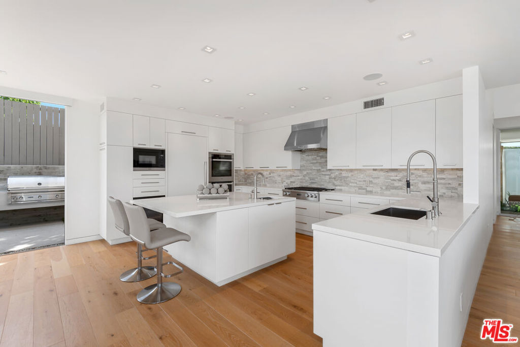 3642 Beverly Ridge Drive - Photo 17