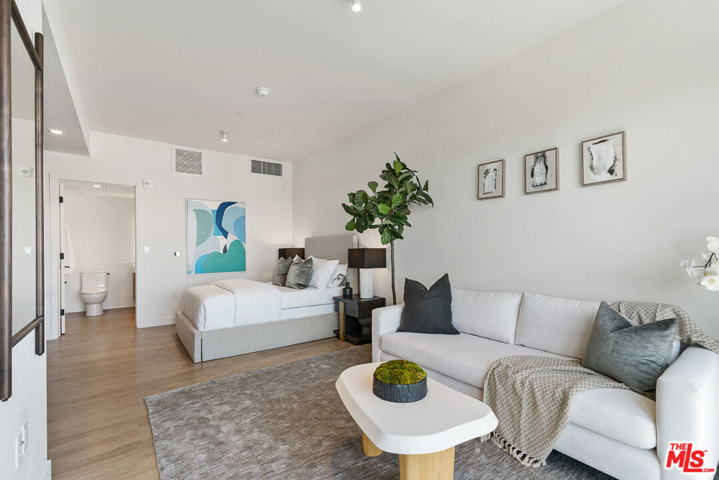 10700 Tabor Street - Photo 0