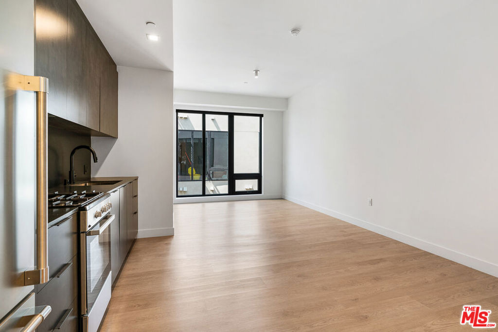 10700 Tabor Street - Photo 10