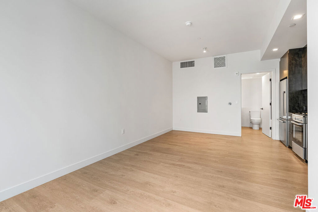 10700 Tabor Street - Photo 9