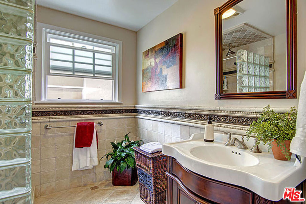 6322 W 78th Place - Photo 16