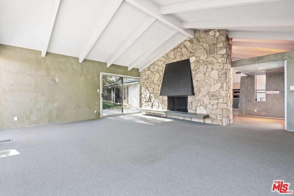1127 Angelo Drive - Photo 11
