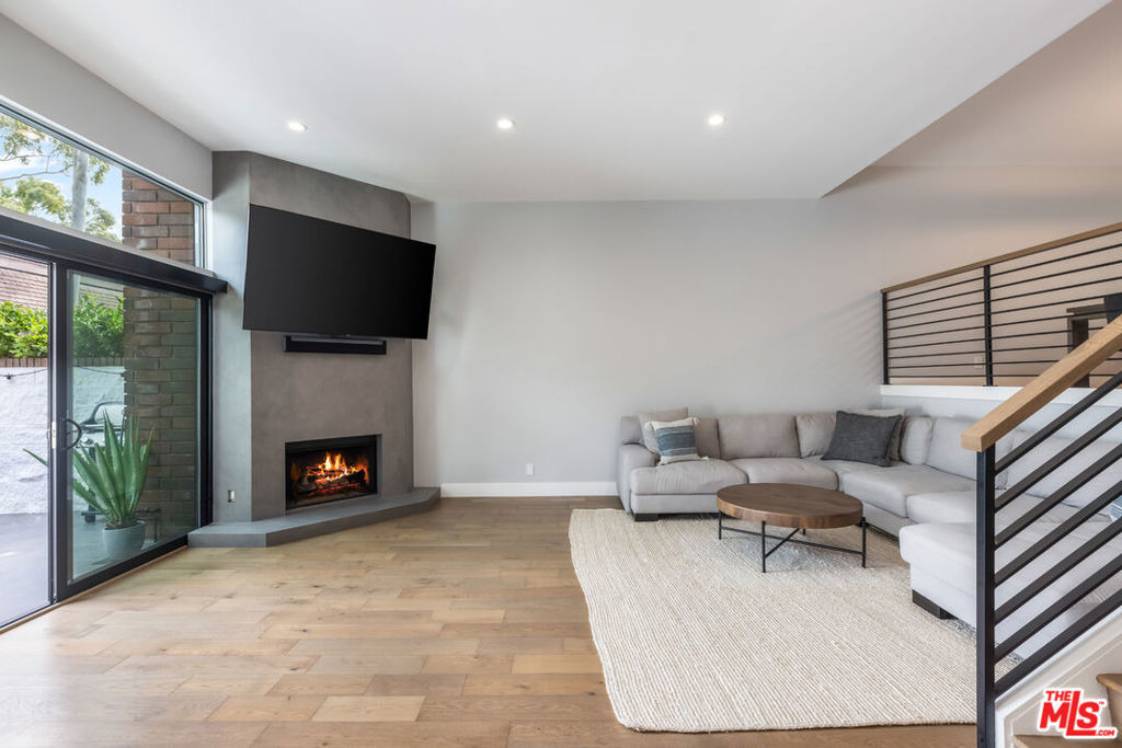13036 Mindanao Way - Photo 4