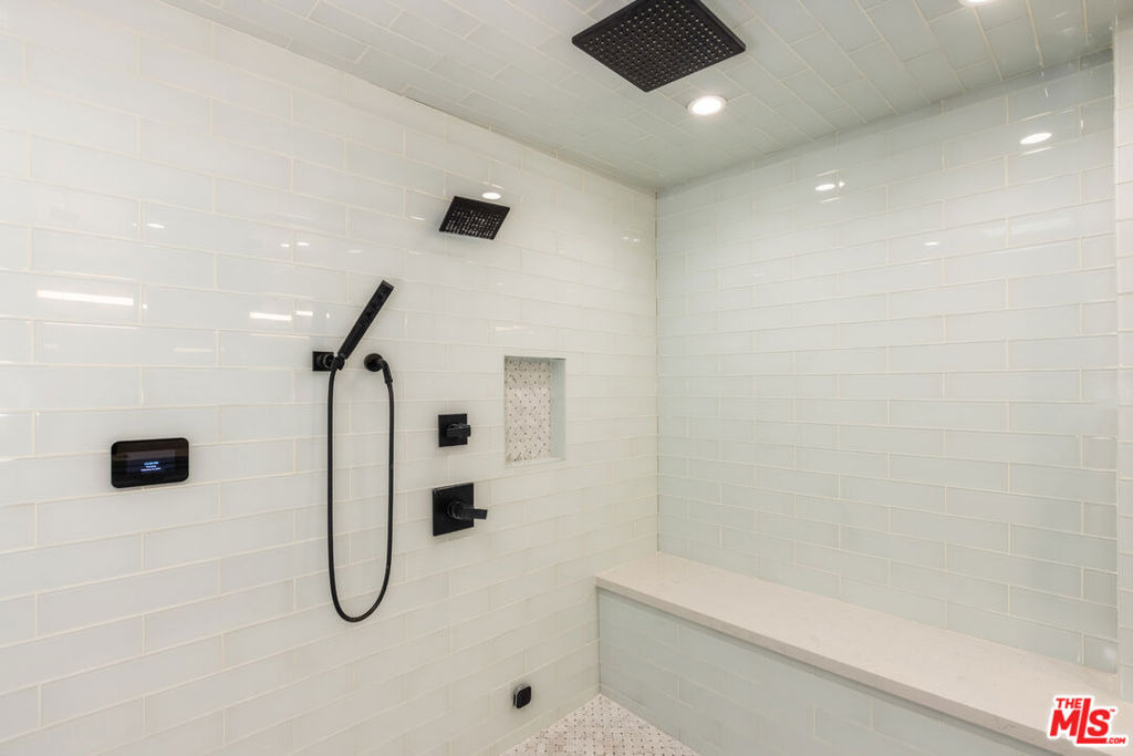 13036 Mindanao Way - Photo 33