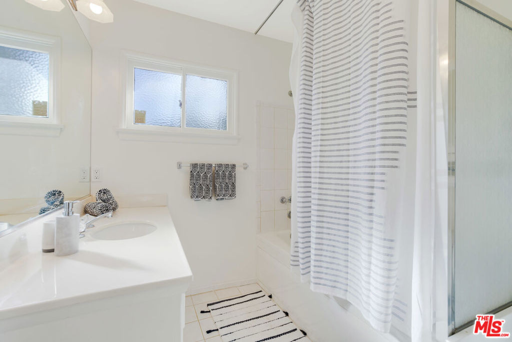 6207 Melba Avenue - Photo 23