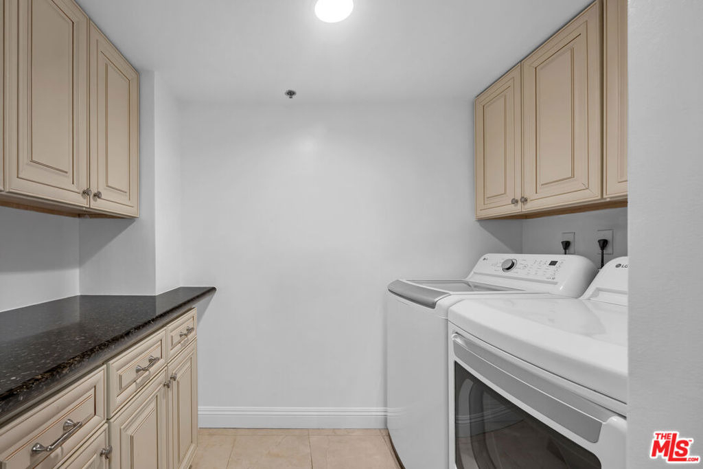 10660 Wilshire Boulevard - Photo 19