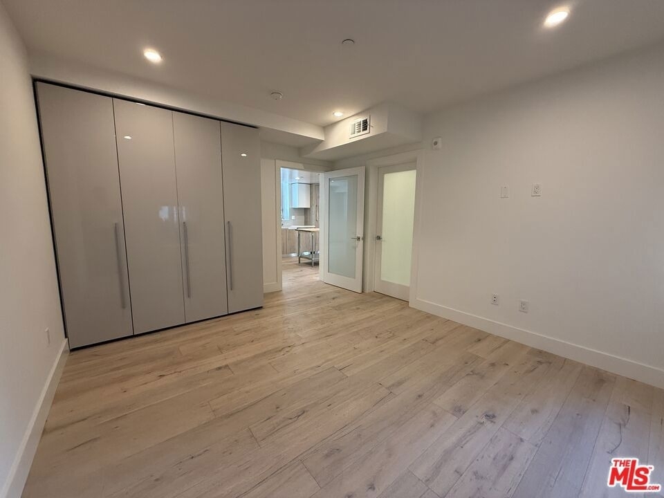 8210 Fountain Avenue - Photo 6