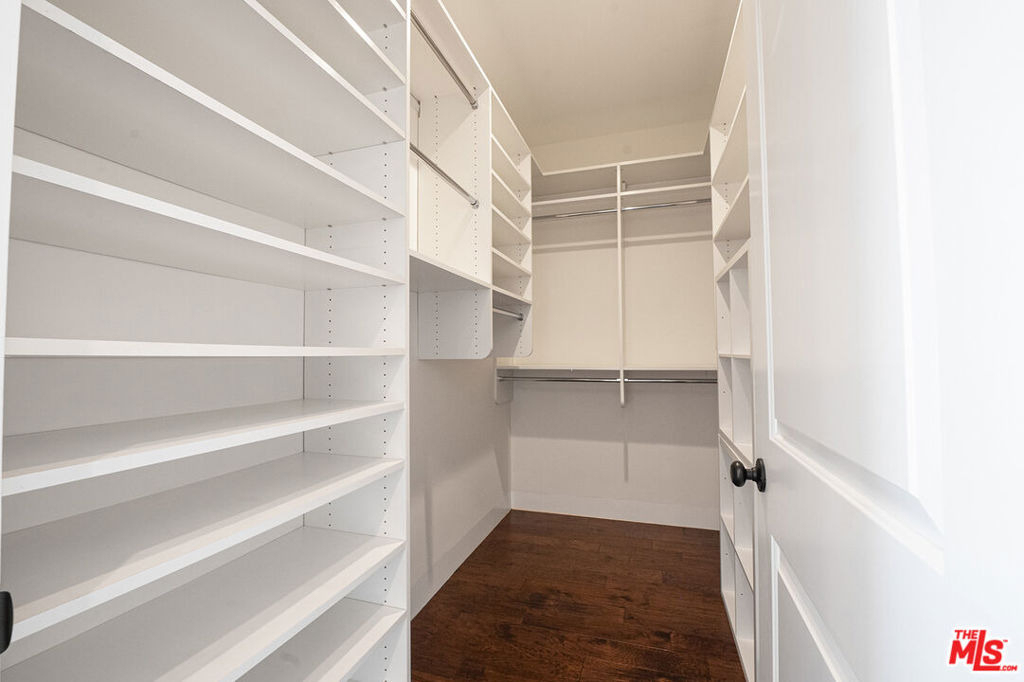 831 S Curson Avenue - Photo 15