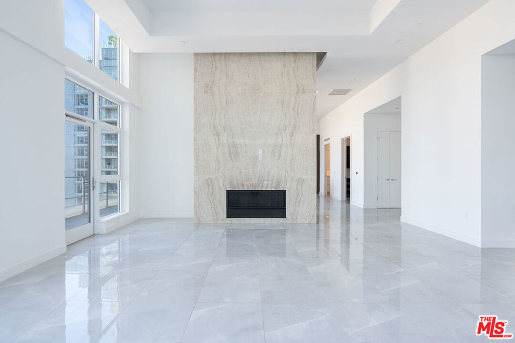 1201 S Hope Street - Photo 3