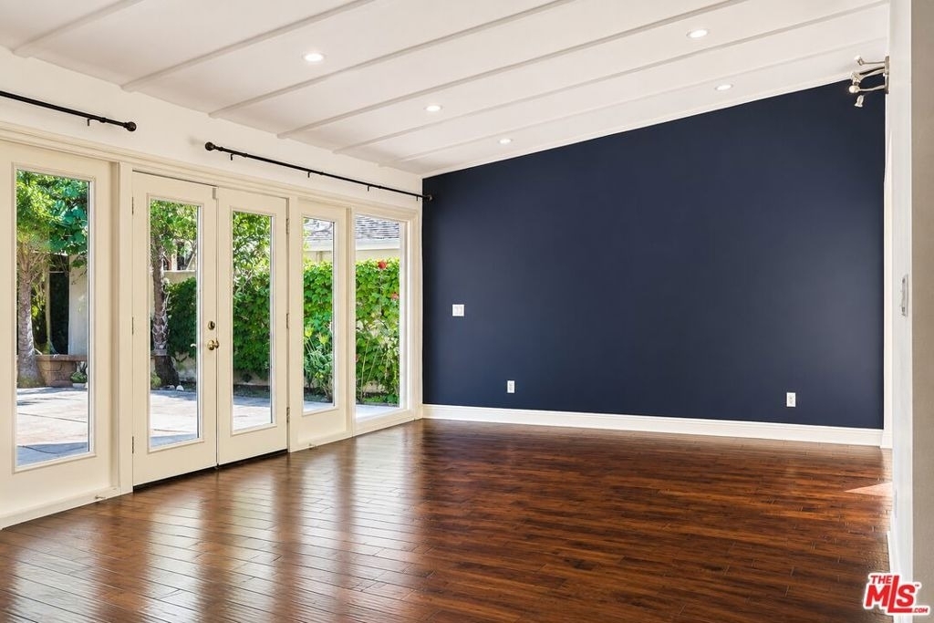 23018 Bigler Street - Photo 19