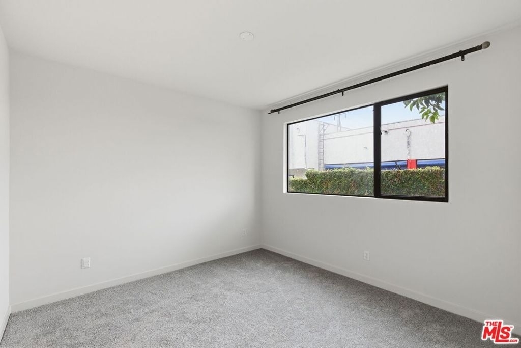 1605 N Arla Way - Photo 21