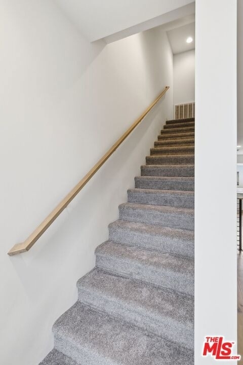 1605 N Arla Way - Photo 9