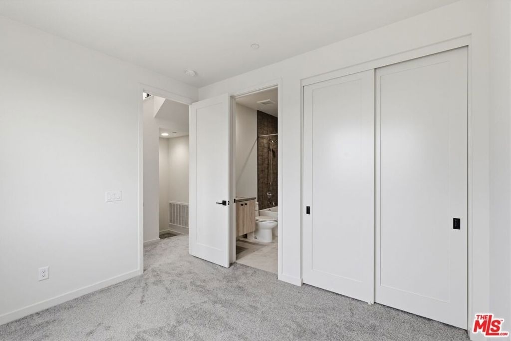 1605 N Arla Way - Photo 18